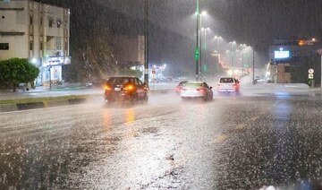 Saudi civil defense issues safety warnings as heavy rain sweeps the Kingdom